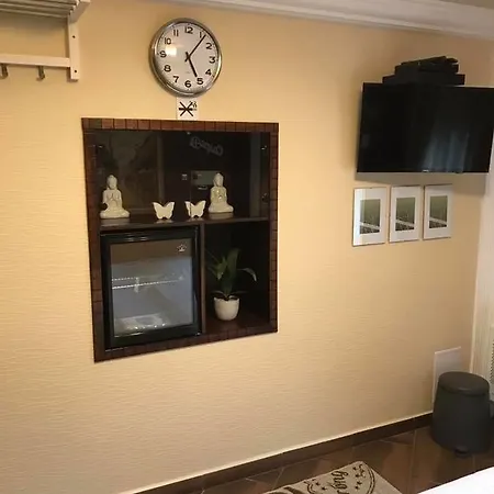 Barna Bar Etterem&resting Place Korostetetlen