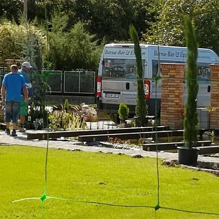 Barna Bar Etterem&resting Place Korostetetlen